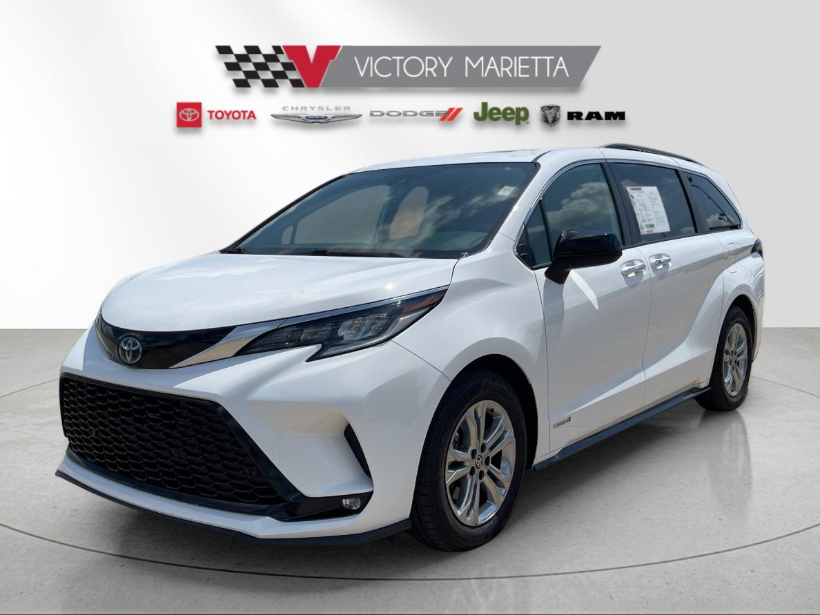 2021 Toyota Sienna XSE