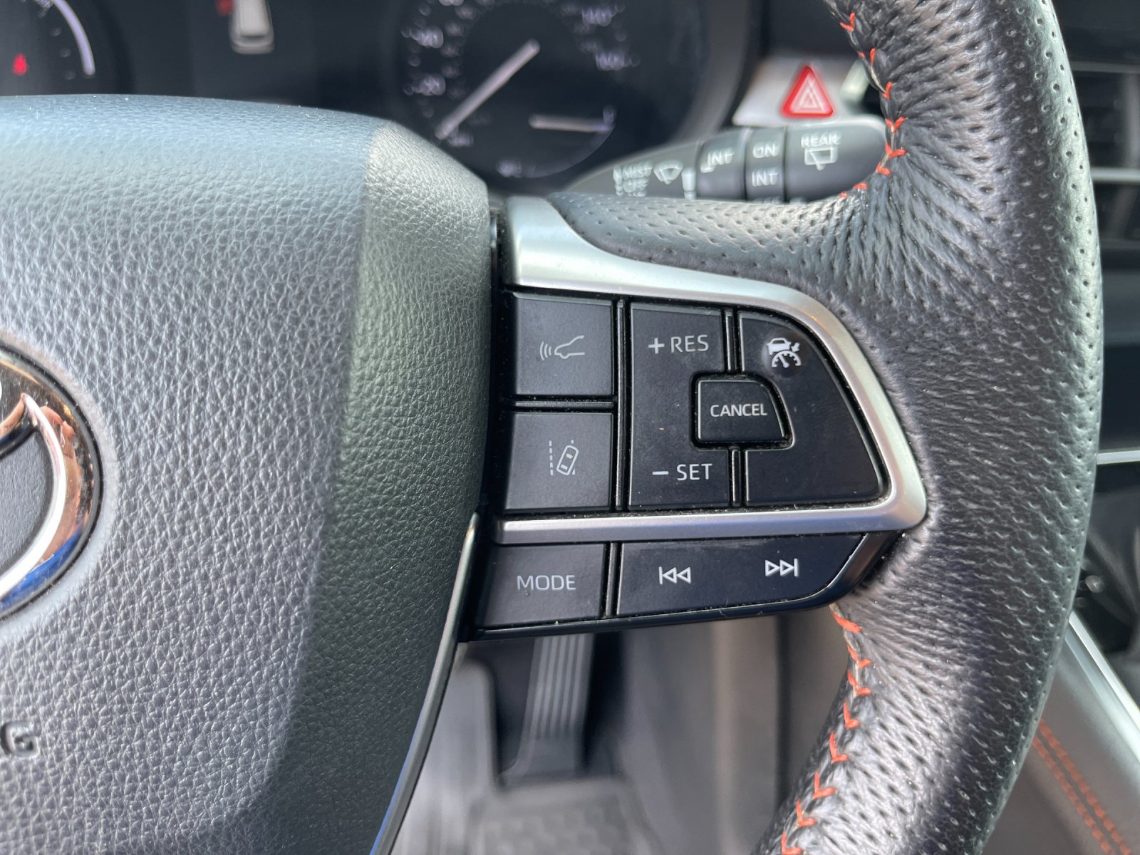 Used 2021 White Toyota XSE image 29