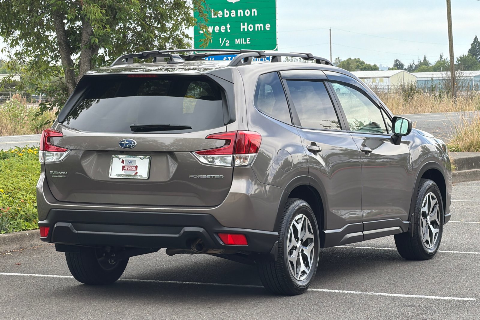 Used 2024 Brown Subaru Premium image 4