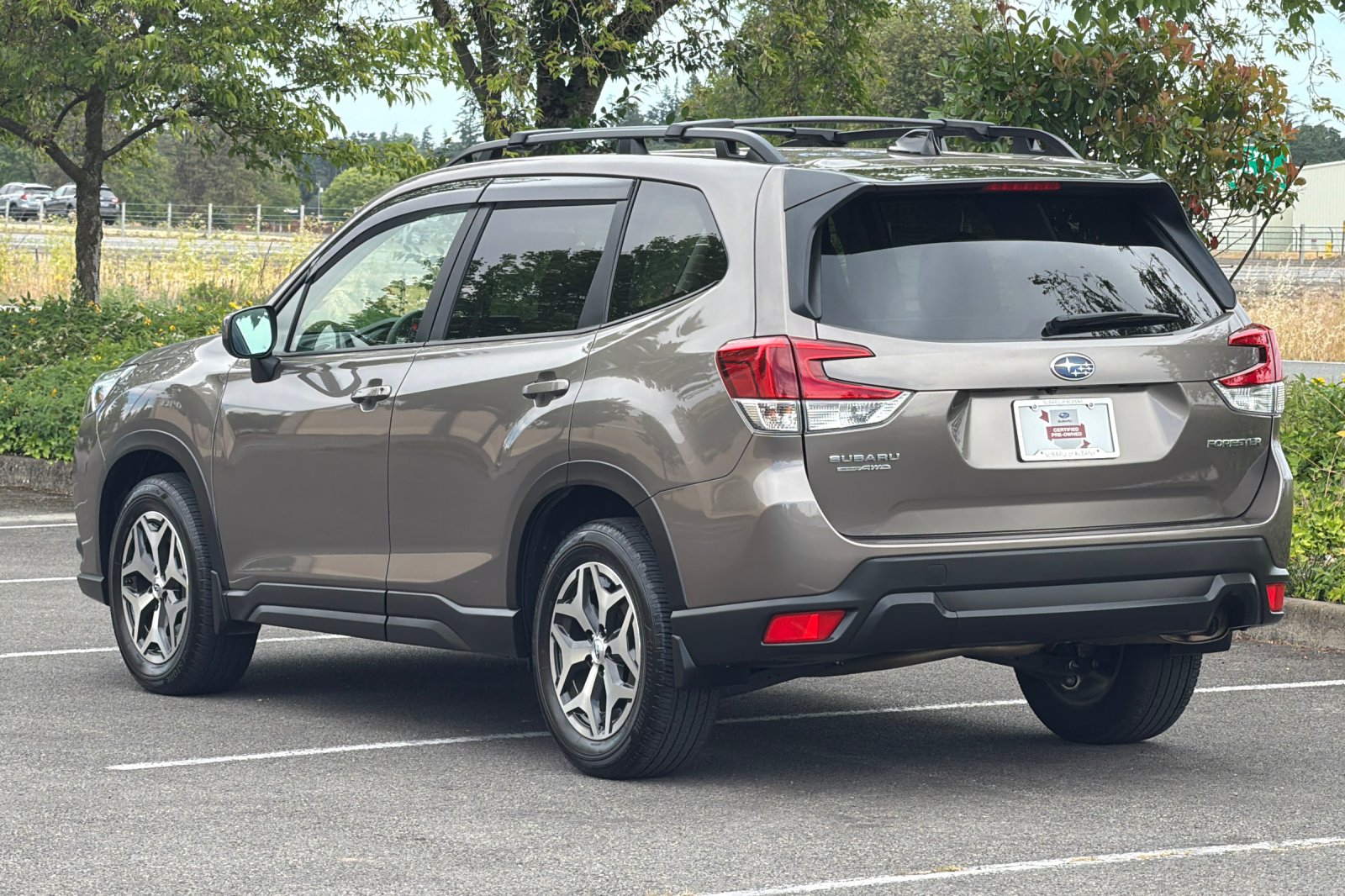 Used 2024 Brown Subaru Premium image 6