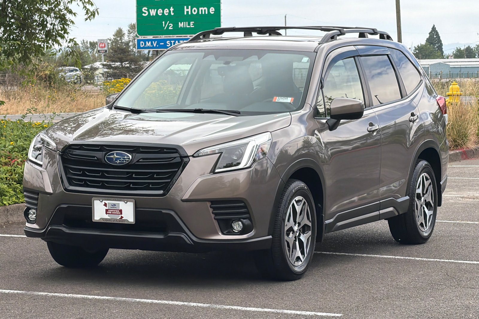 Used 2024 Brown Subaru Premium image 8