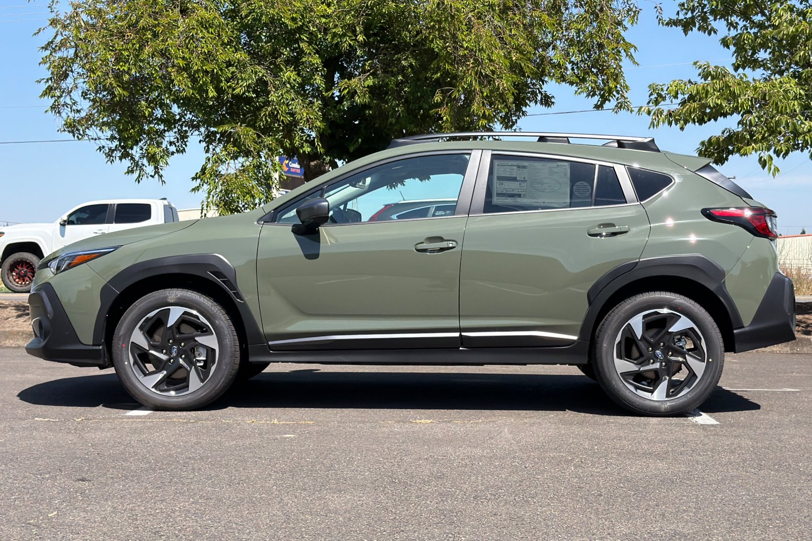 New 2026 ALPINE GREEN Subaru Limited image 7