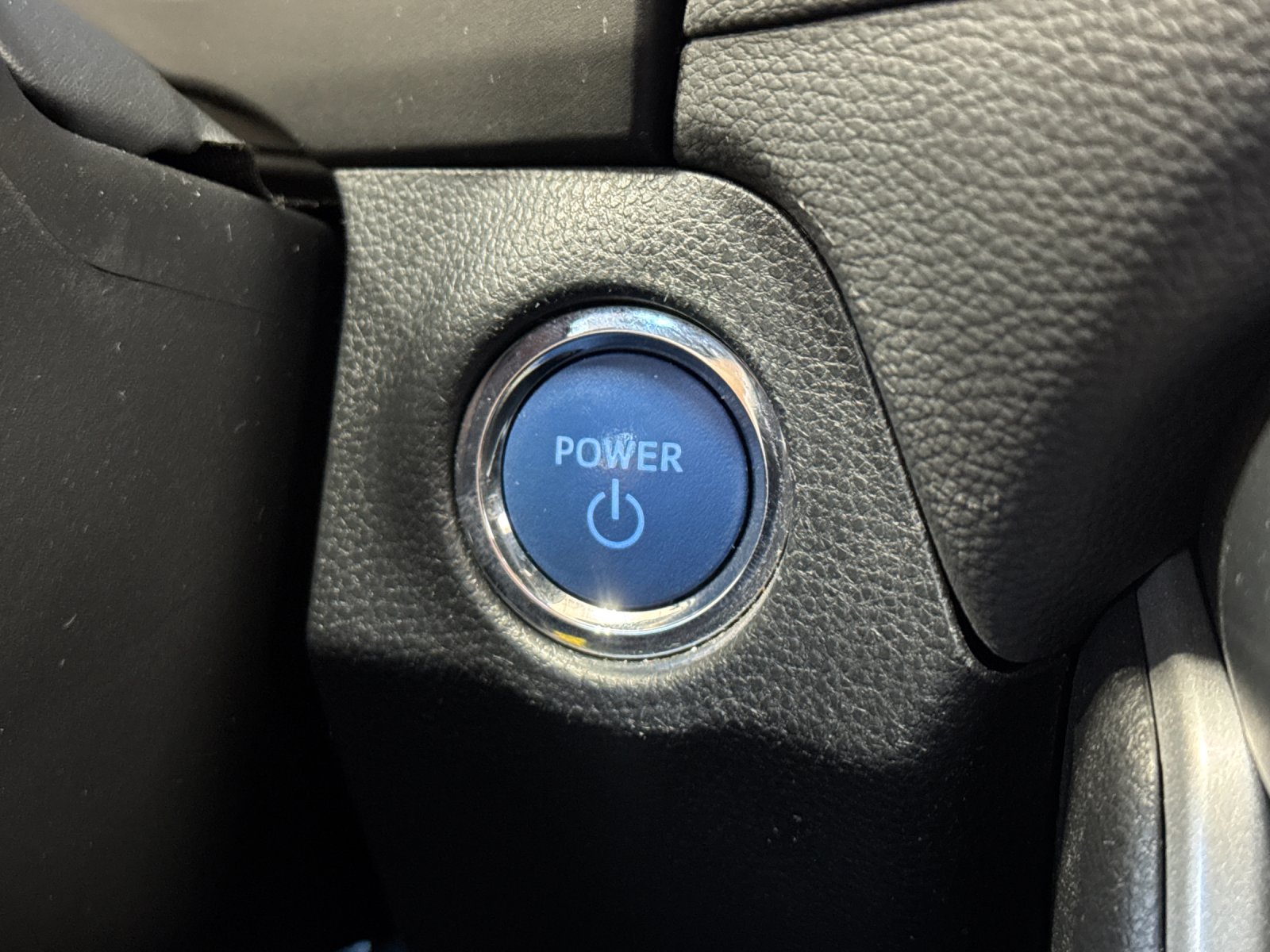 Used 2022 White Toyota XSE image 21