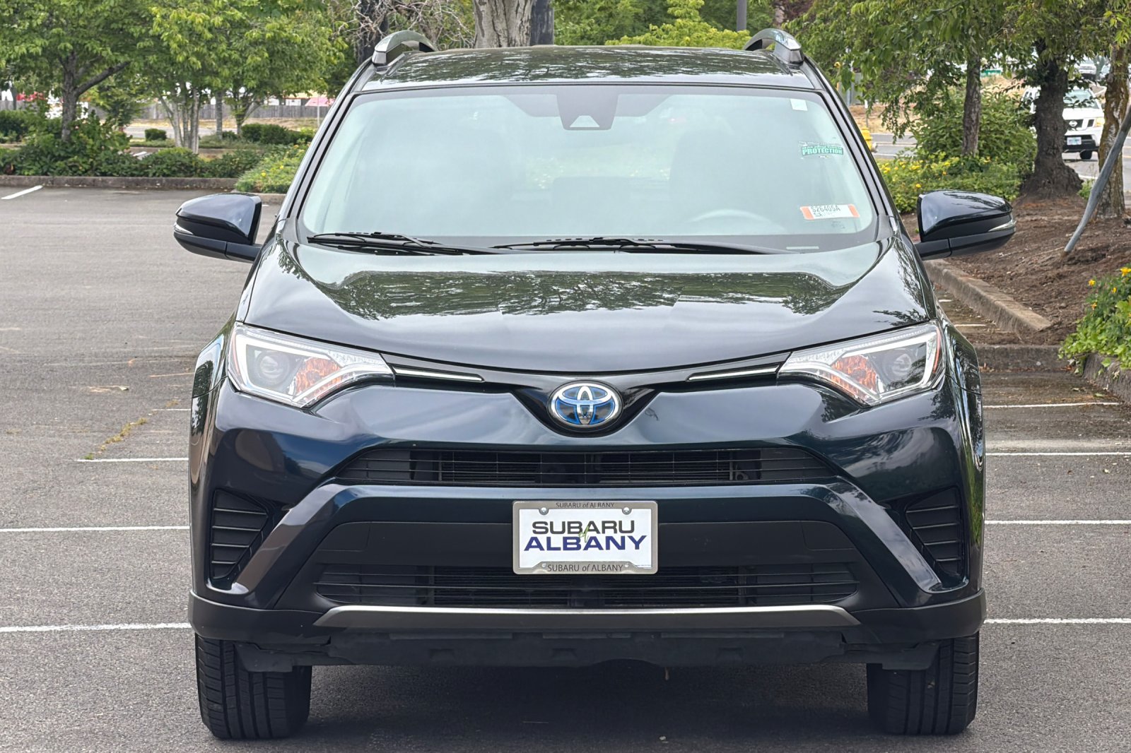 Used 2018 Blue Toyota LE image 9