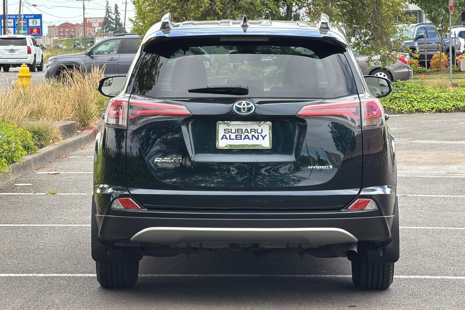 Used 2018 Blue Toyota LE image 5