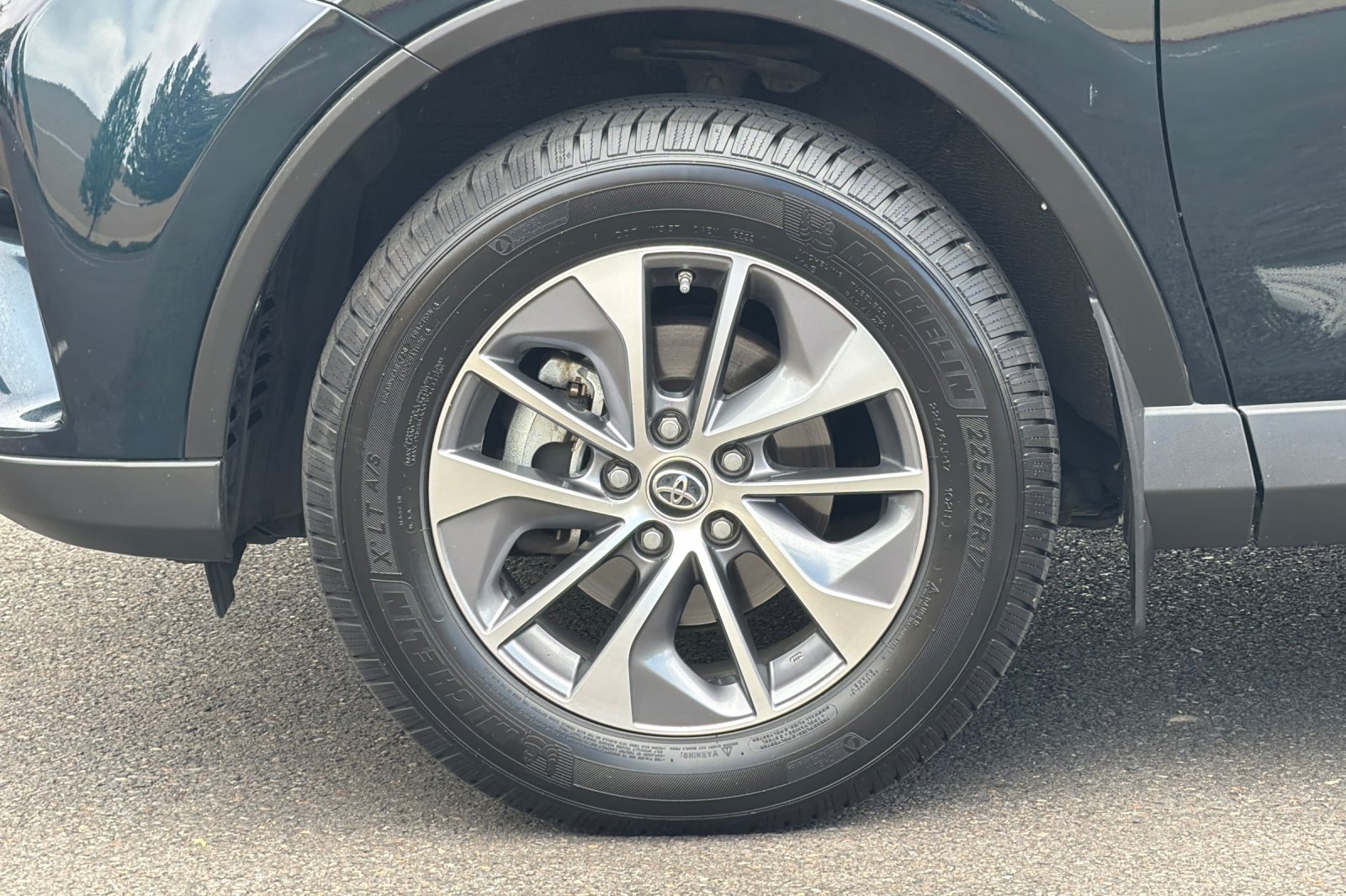 Used 2018 Blue Toyota LE image 25