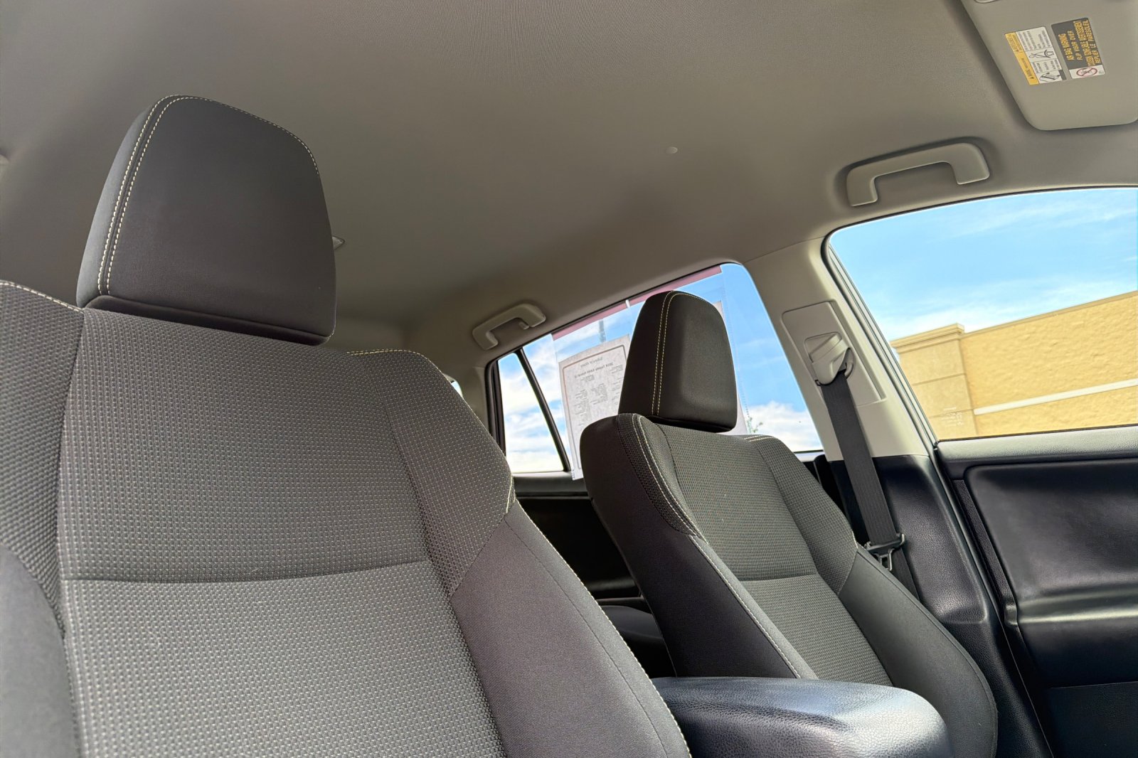 Used 2018 Blue Toyota LE image 17
