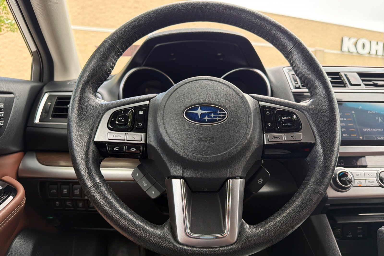 Used 2017 White Subaru 2.5i image 24