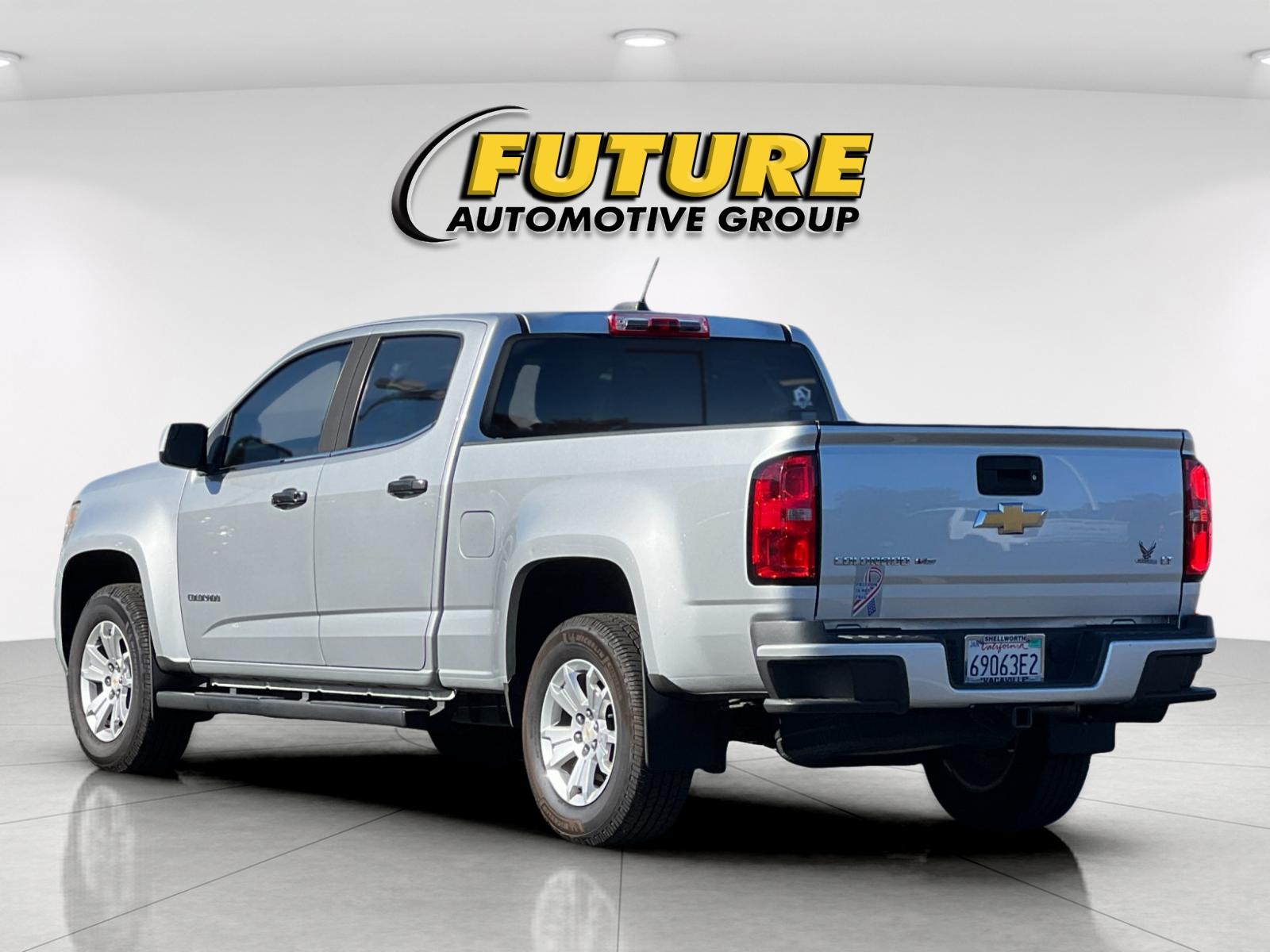 Used 2018 Silver Chevrolet LT image 5