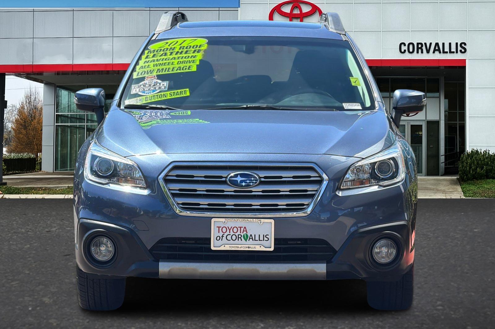 Used 2017 Blue Subaru 2.5i image 9