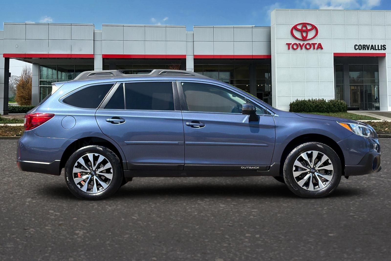 Used 2017 Blue Subaru 2.5i image 3