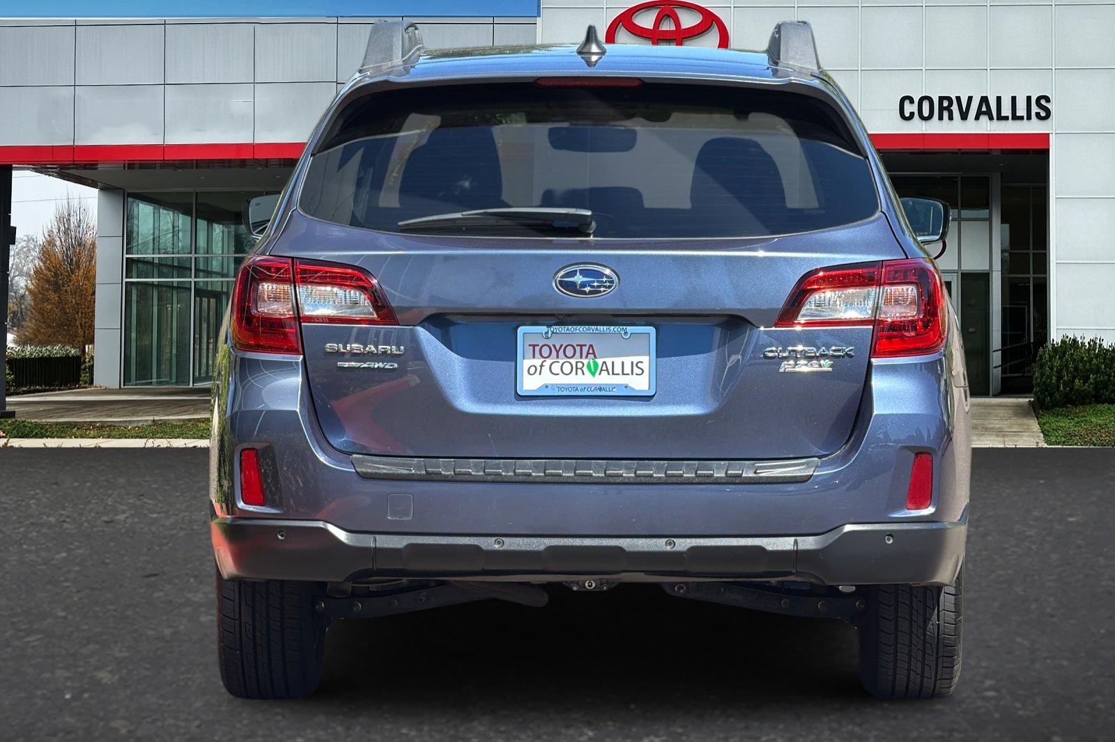 Used 2017 Blue Subaru 2.5i image 5
