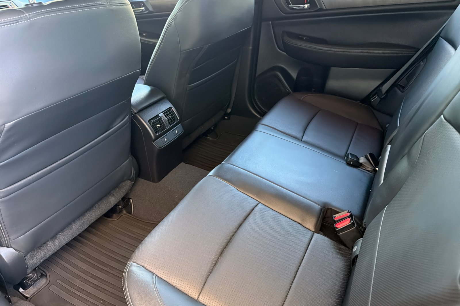 Used 2017 Blue Subaru 2.5i image 12