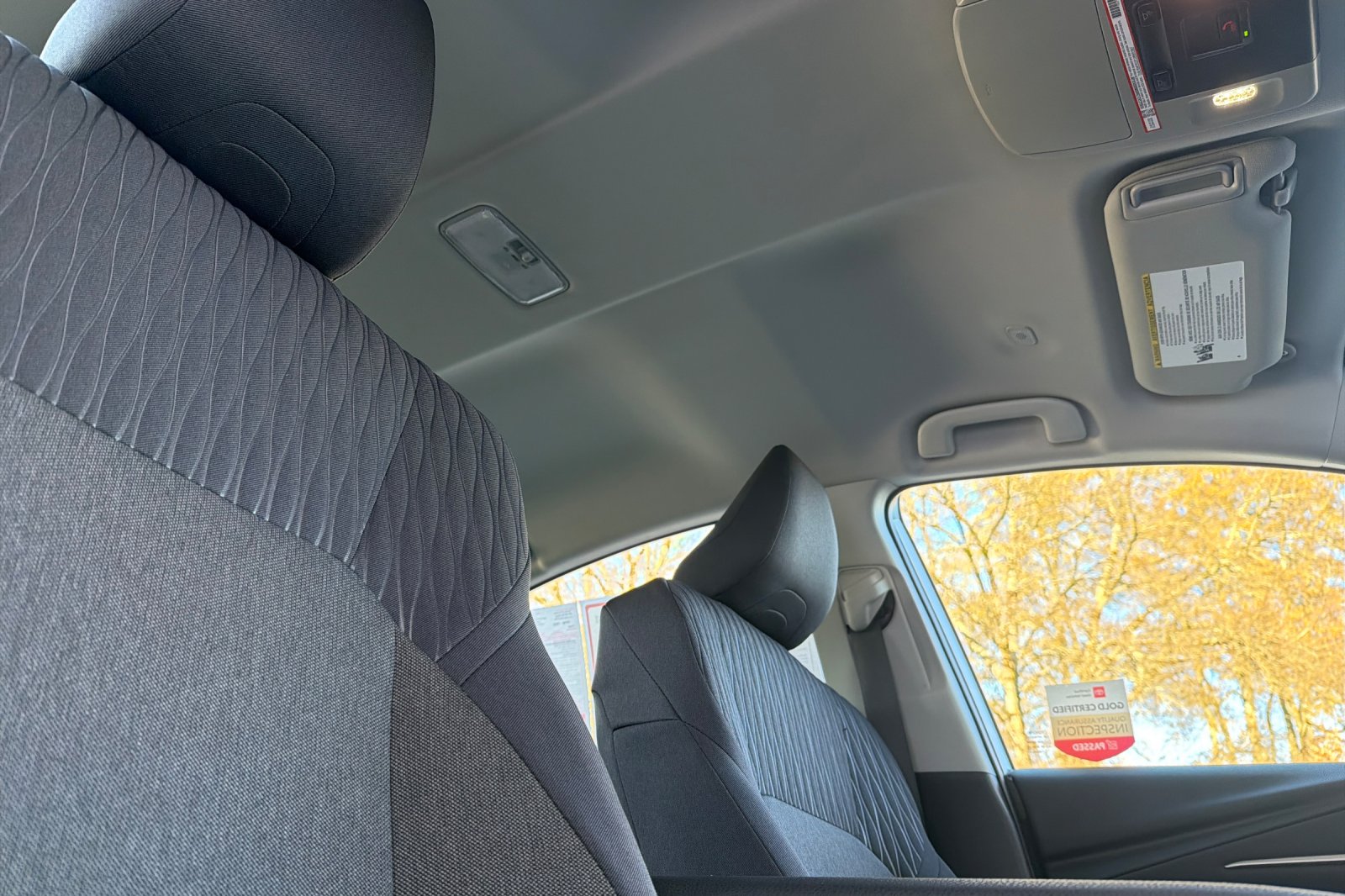 Used 2025 White Toyota LE image 16