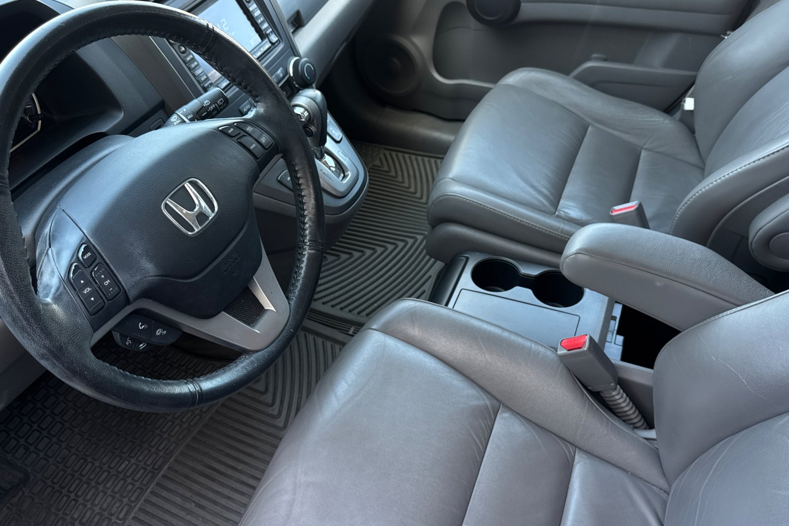 Used 2011 Taffeta White Honda EX-L image 6