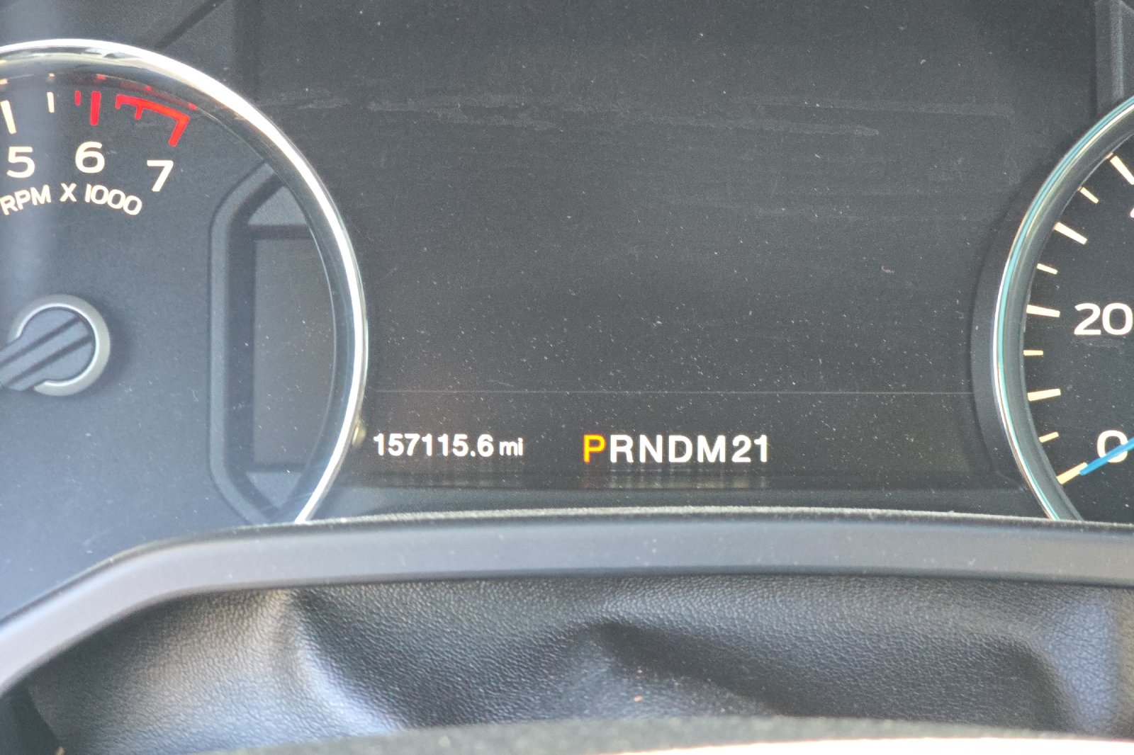 Used 2015 White Ford Lariat image 10