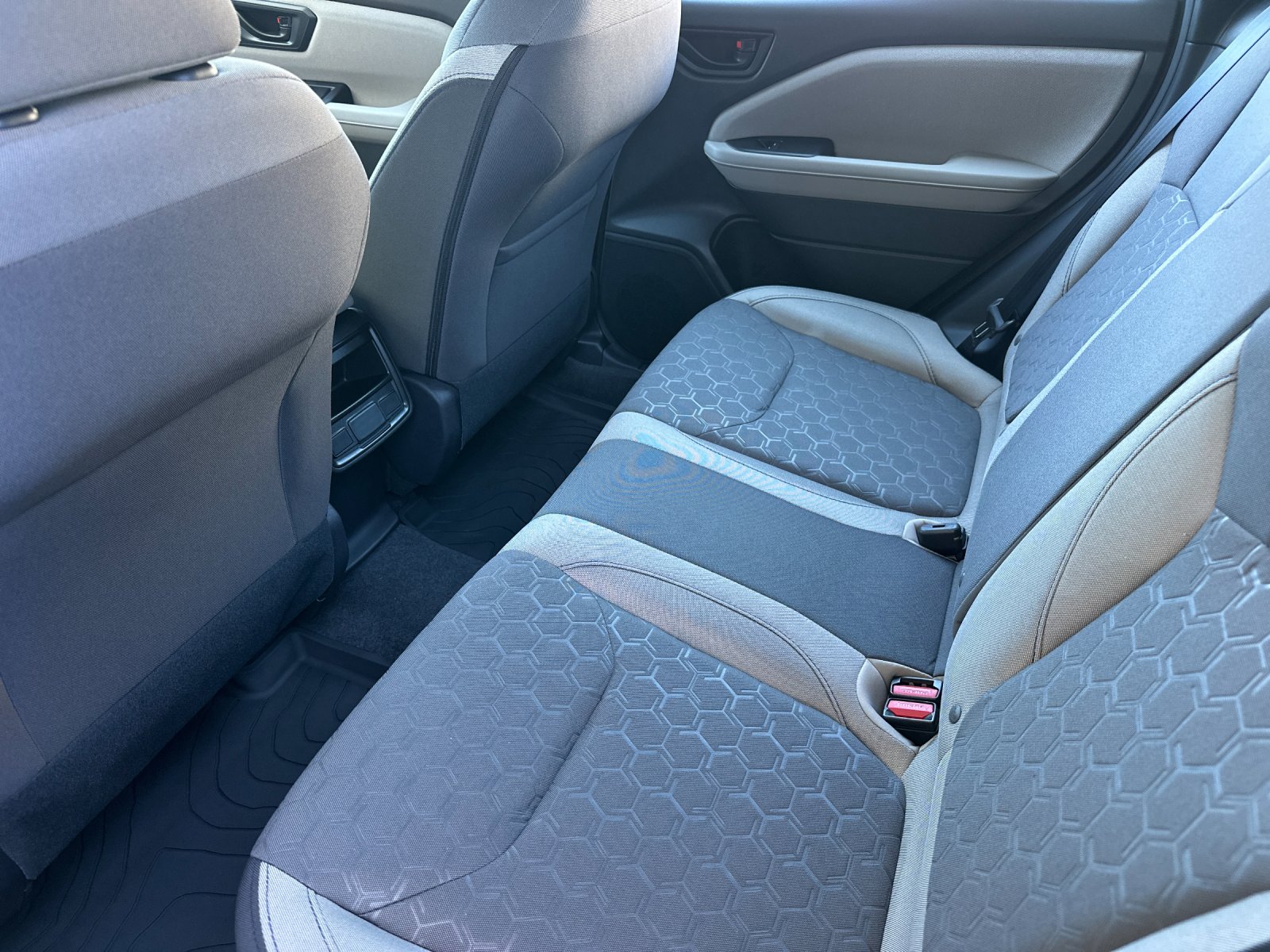 New 2026 Magnetite Gray Metallic Subaru Base image 12