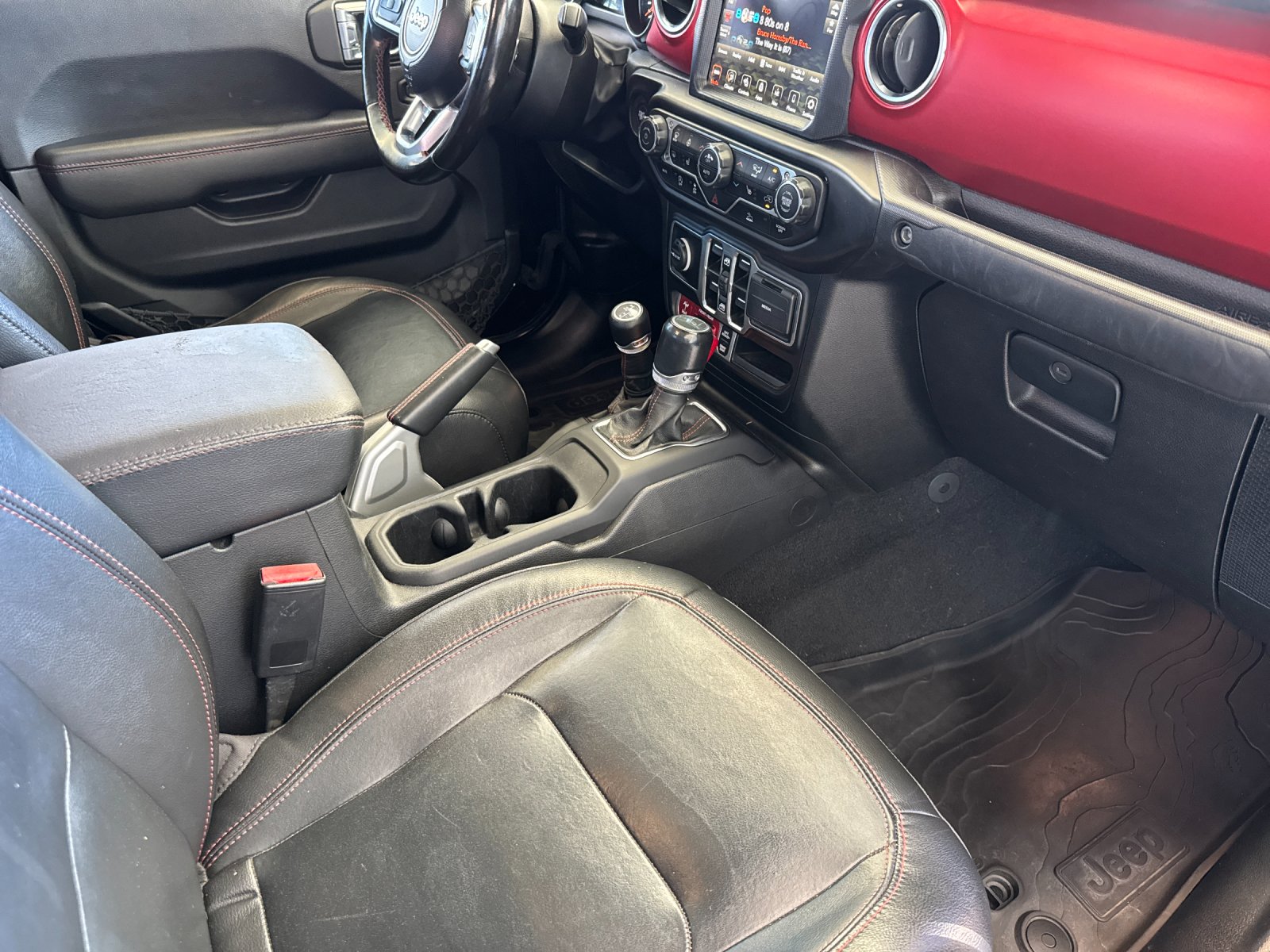 Used 2023 Black Jeep Rubicon image 15