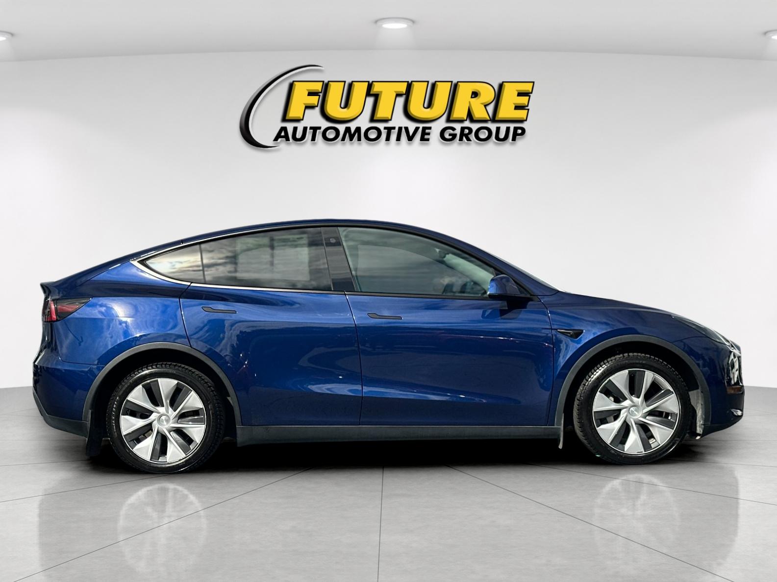 Used 2023 Blue Tesla Long Range image 2