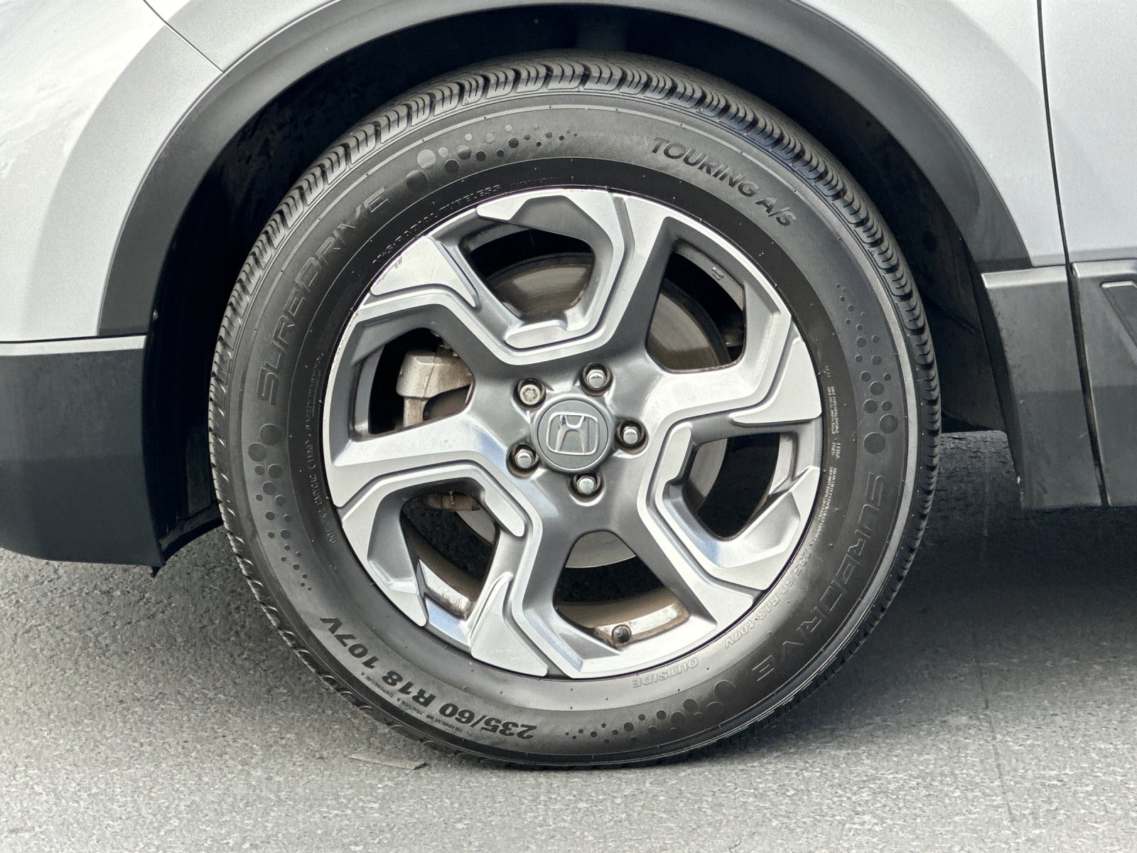 Used 2019 Silver Honda EX-L image 24