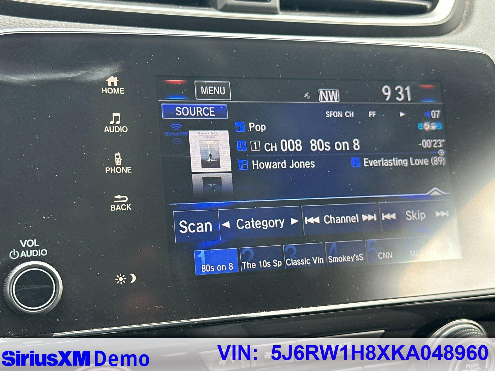 Used 2019 Silver Honda EX-L image 27