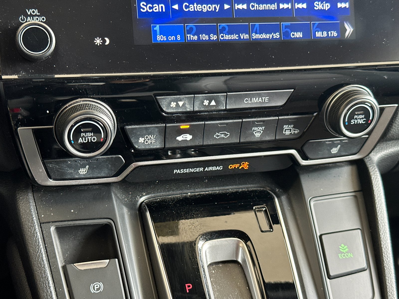 Used 2019 Silver Honda EX-L image 19