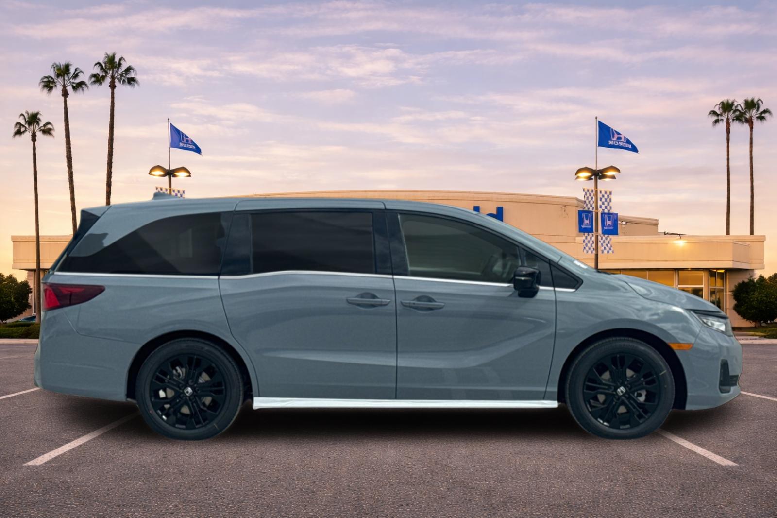New 2026 Sonic Gray Pearl Honda Sport-L image 3