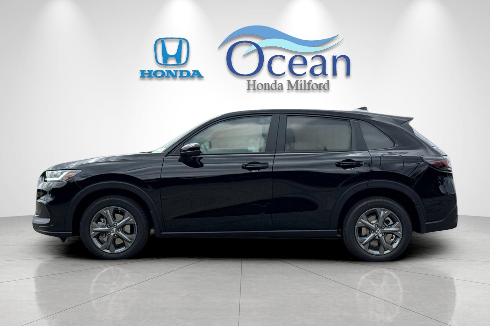 New 2027 Crystal Black Pearl Honda LX AWD image 2