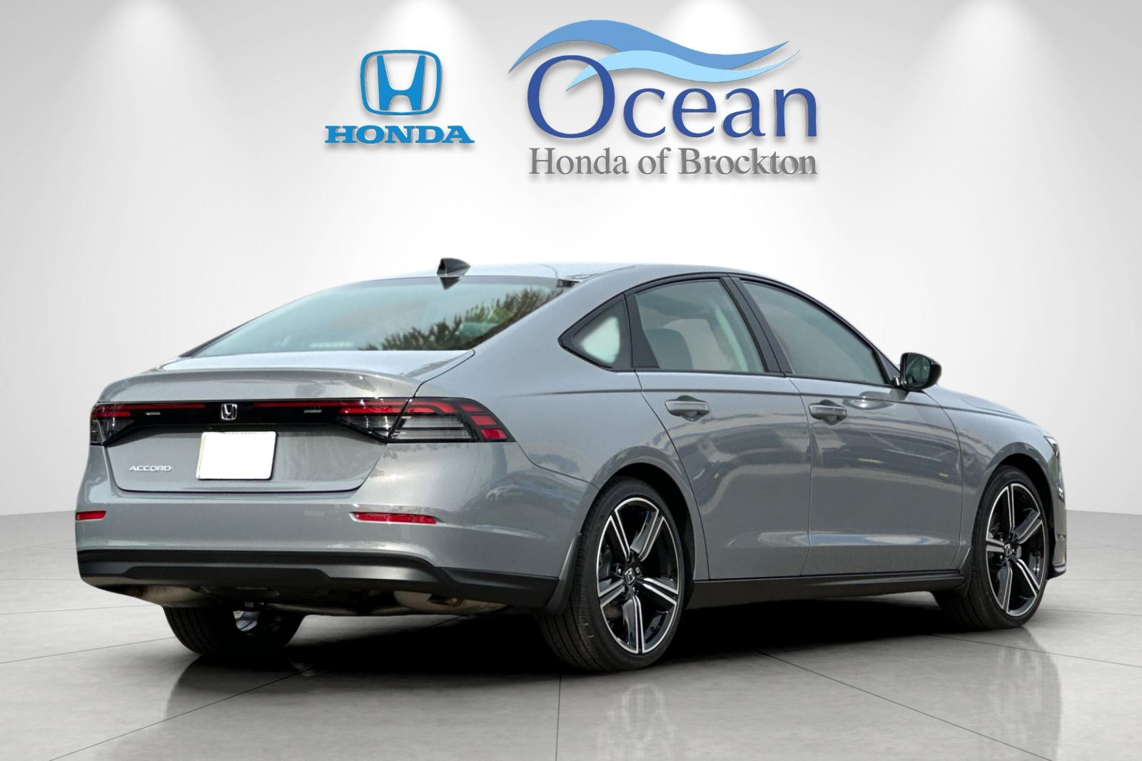 New 2026 Urban Gray Pearl Honda SE image 5