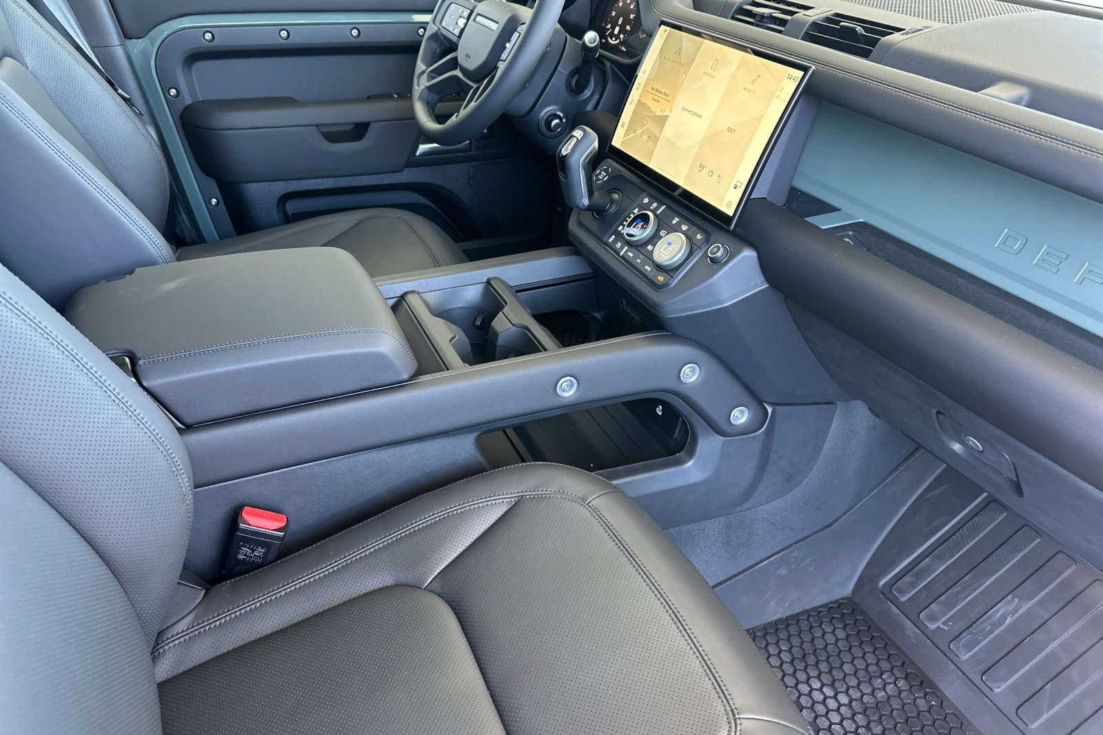 New 2026 Keswick Green Land Rover Trophy Edition Keswick image 16