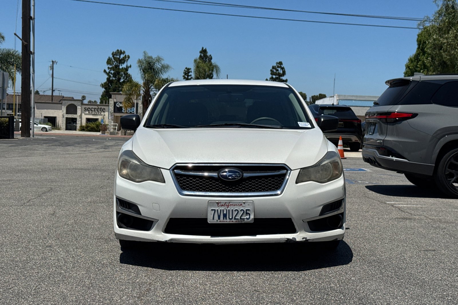Used 2016 Crystal White Pearl Subaru 2.0i image 3