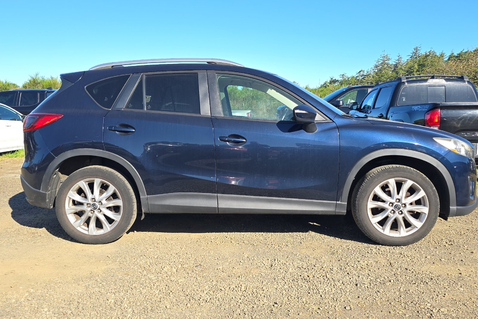 Used 2015 Blue Mazda Grand Touring image 4