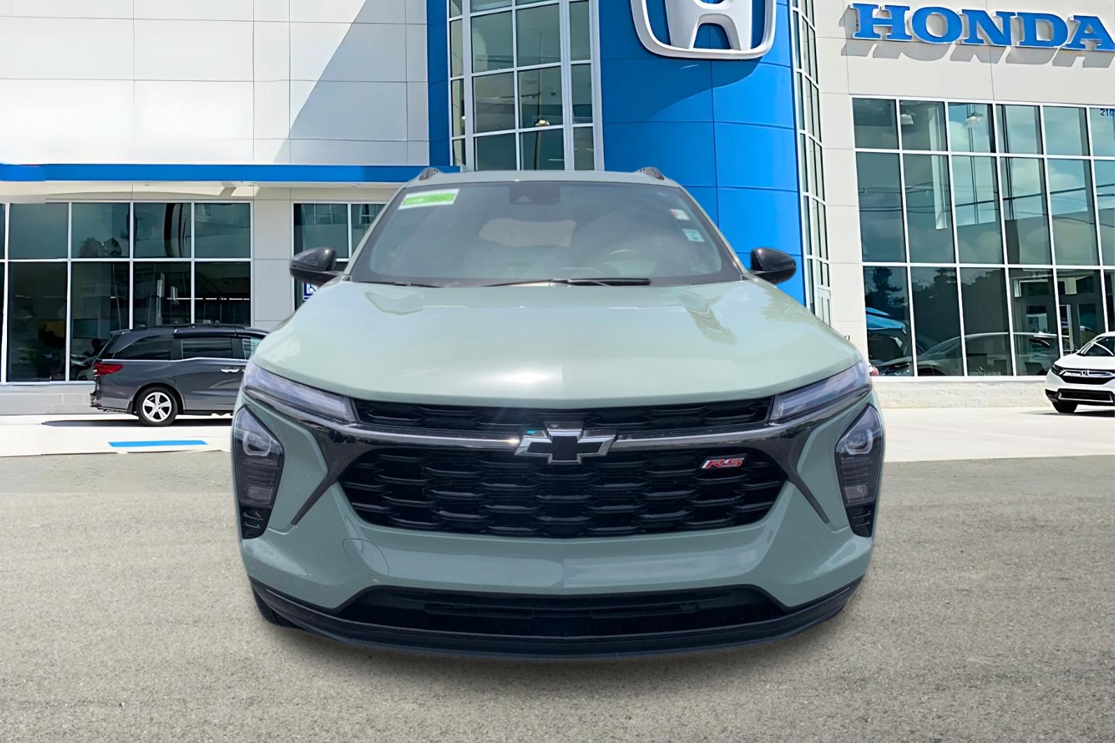Used 2024 Green Chevrolet 2RS image 8