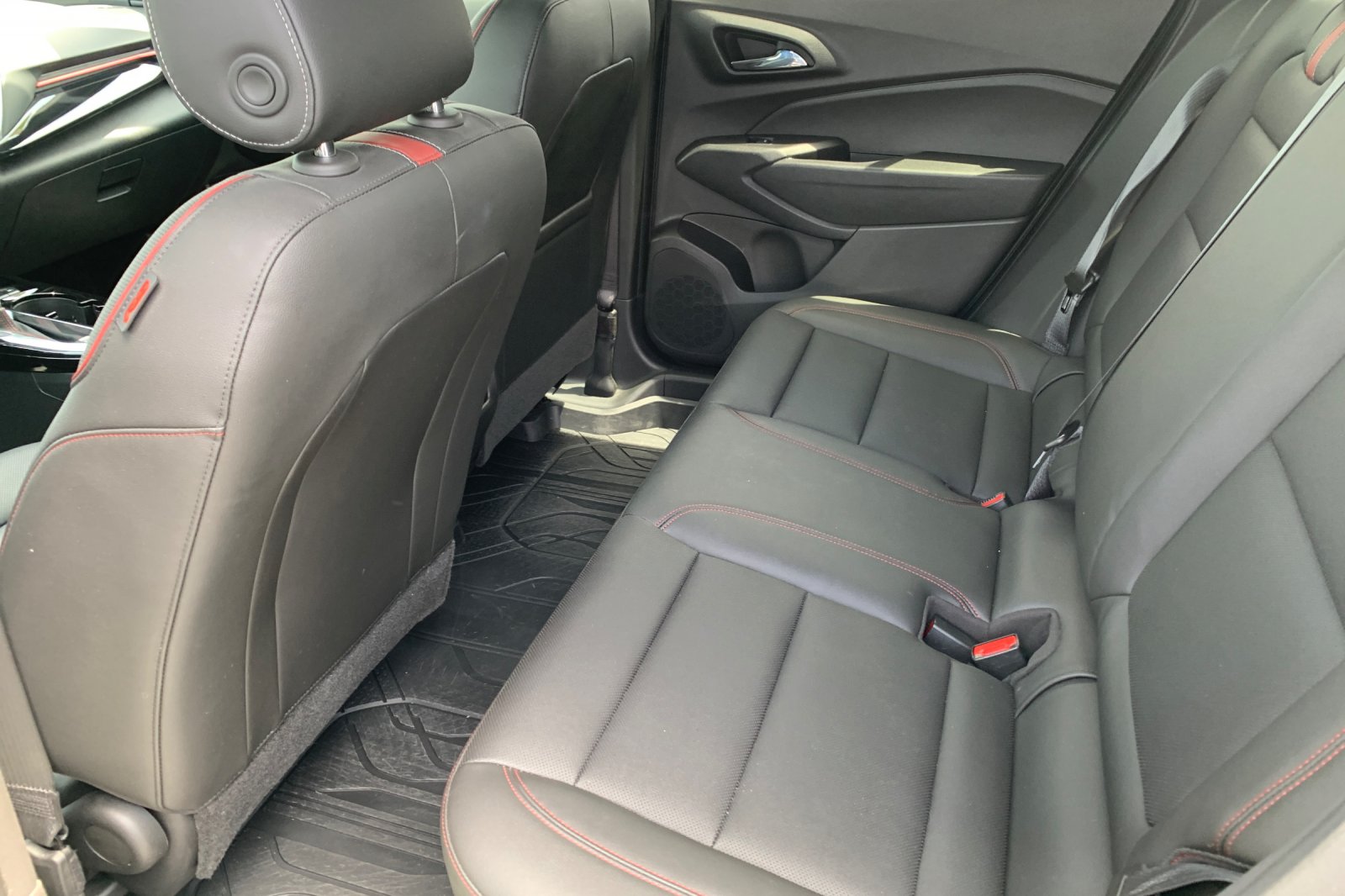 Used 2024 Green Chevrolet 2RS image 15