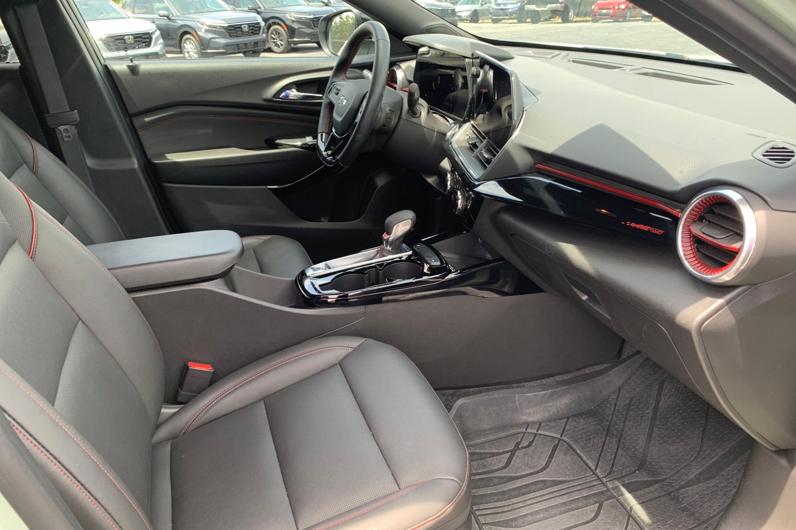 Used 2024 Green Chevrolet 2RS image 20