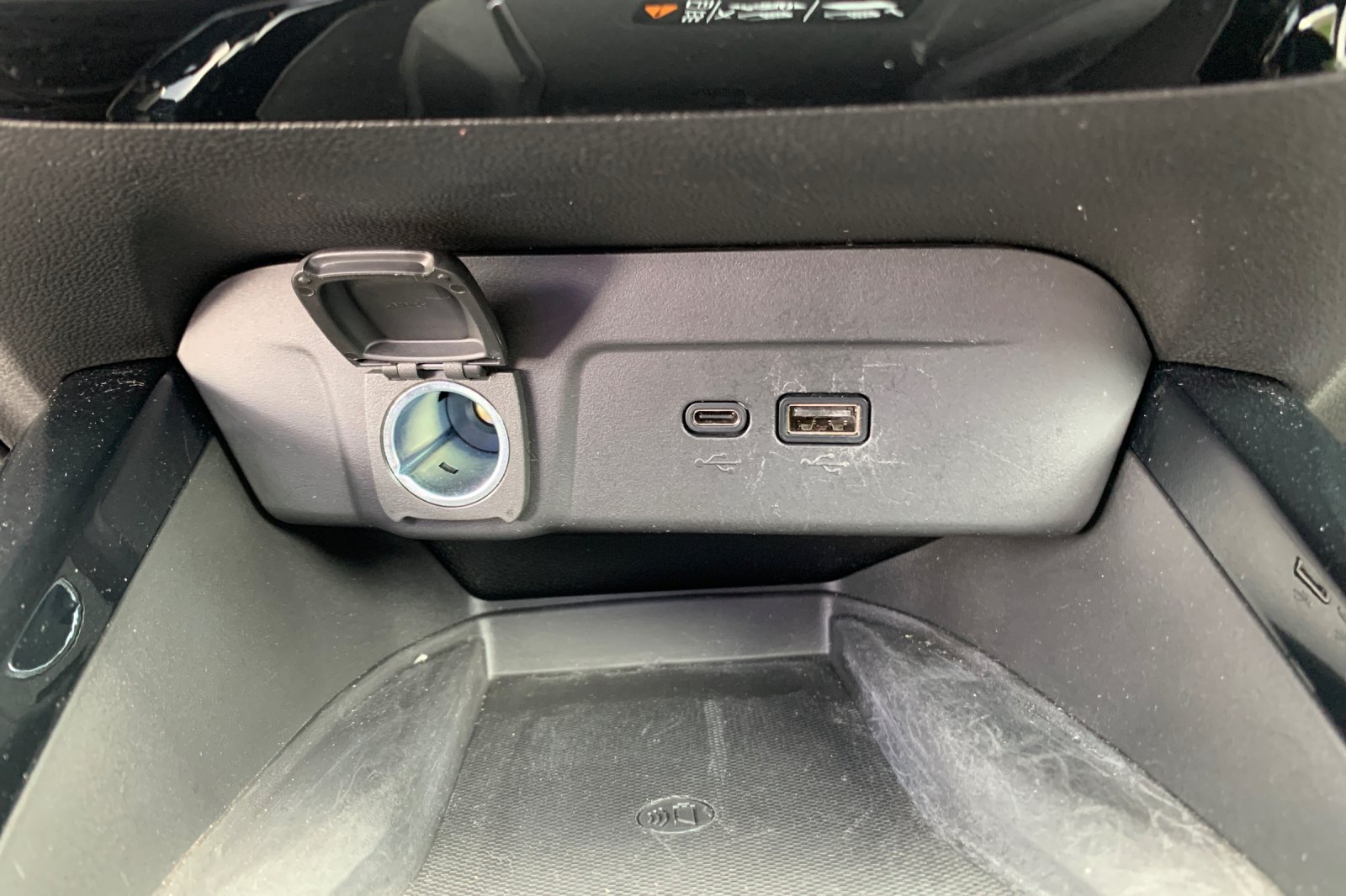 Used 2024 Green Chevrolet 2RS image 35
