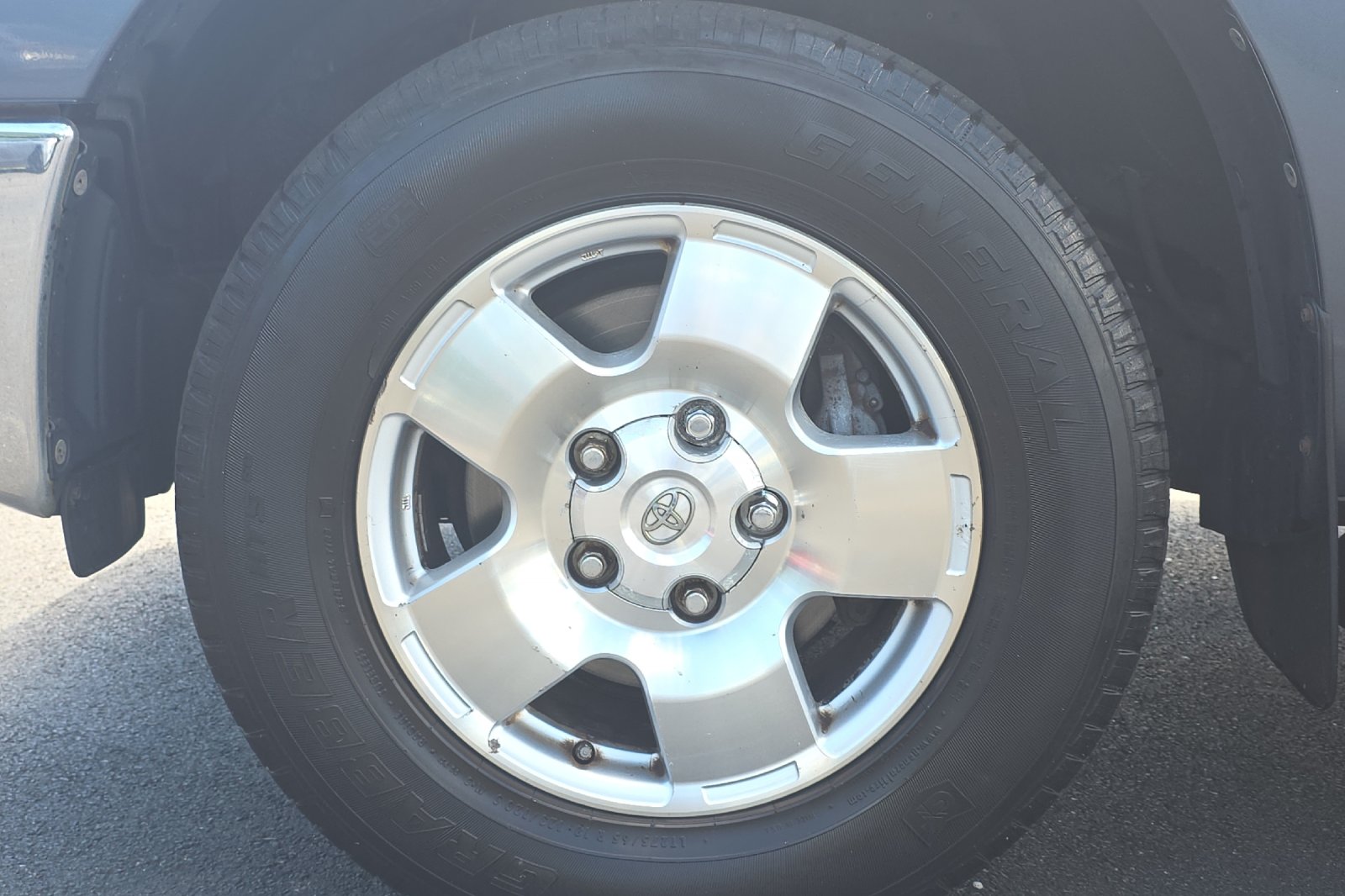 Used 2008 Slate Metallic Toyota SR5 image 22