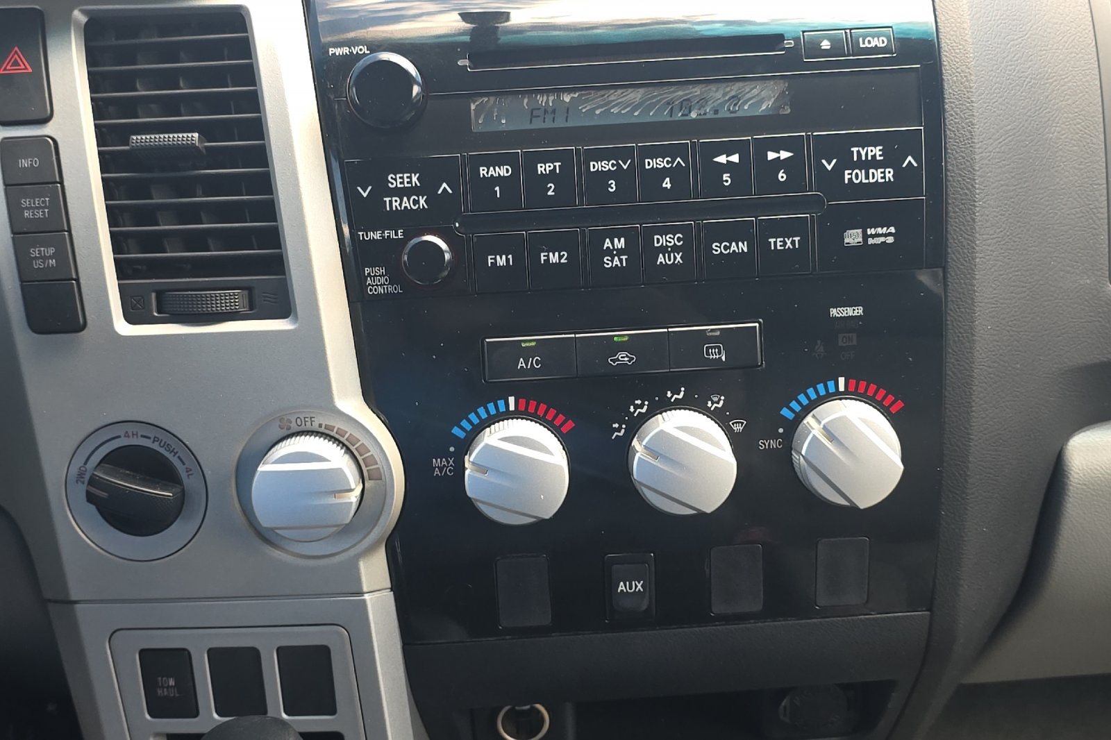 Used 2008 Slate Metallic Toyota SR5 image 17
