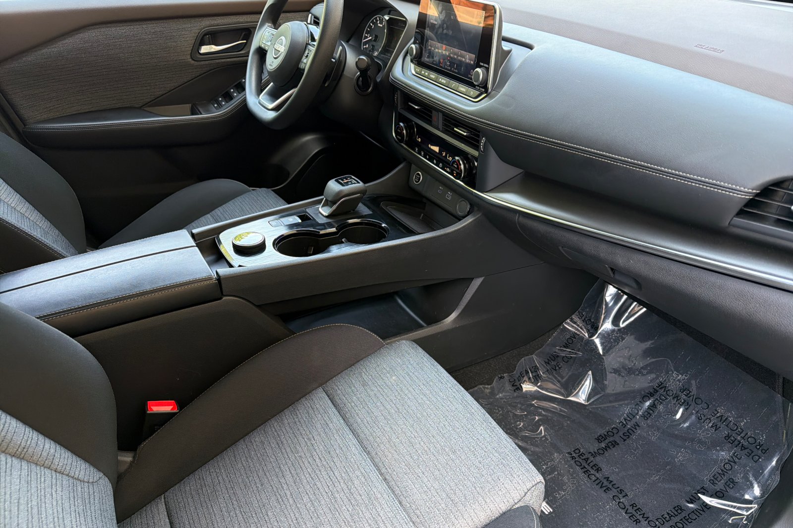 Used 2023 Silver Nissan SV image 13