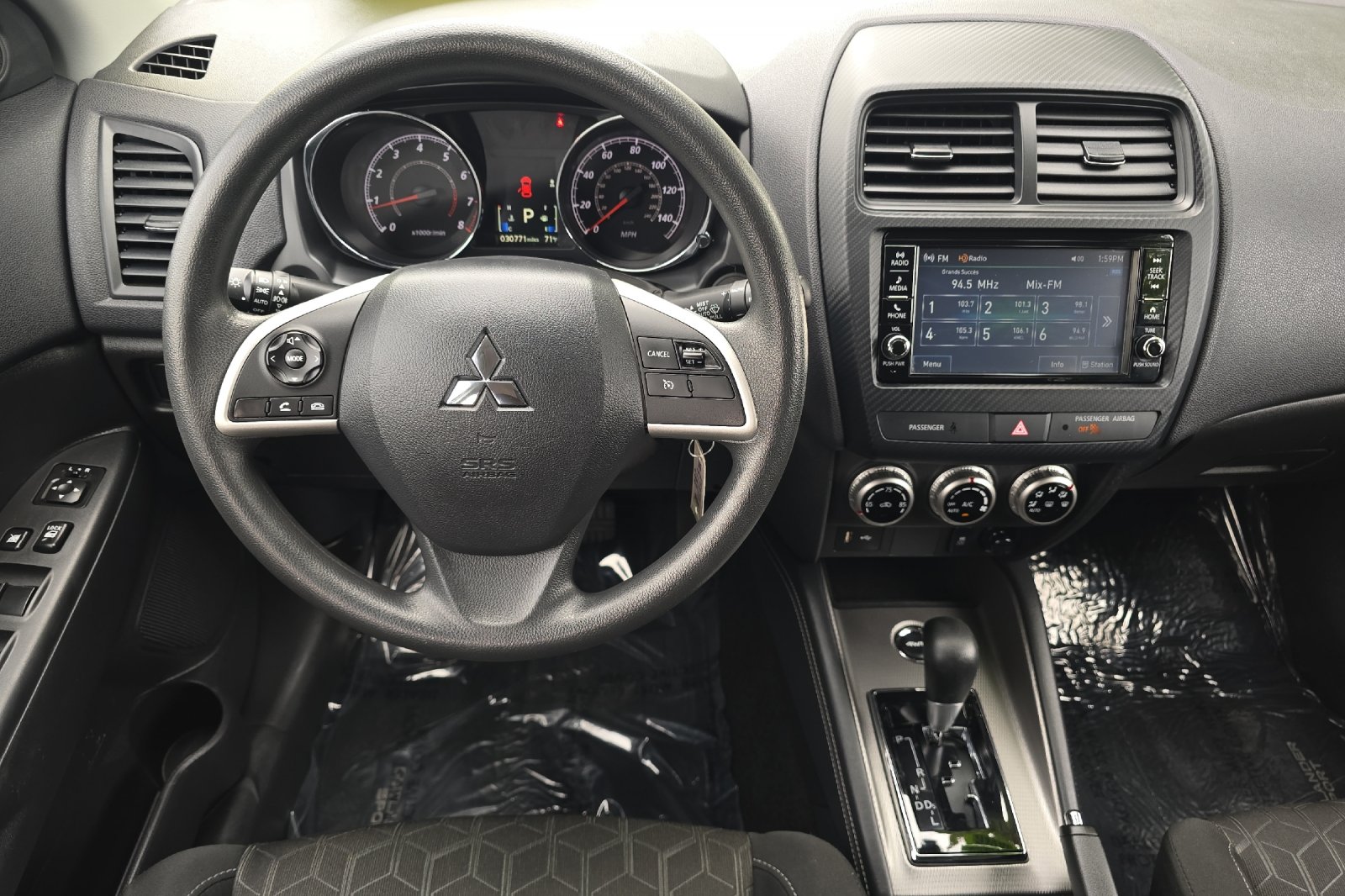 Used 2024 Alloy Silver Metallic Mitsubishi 2.0 ES image 14