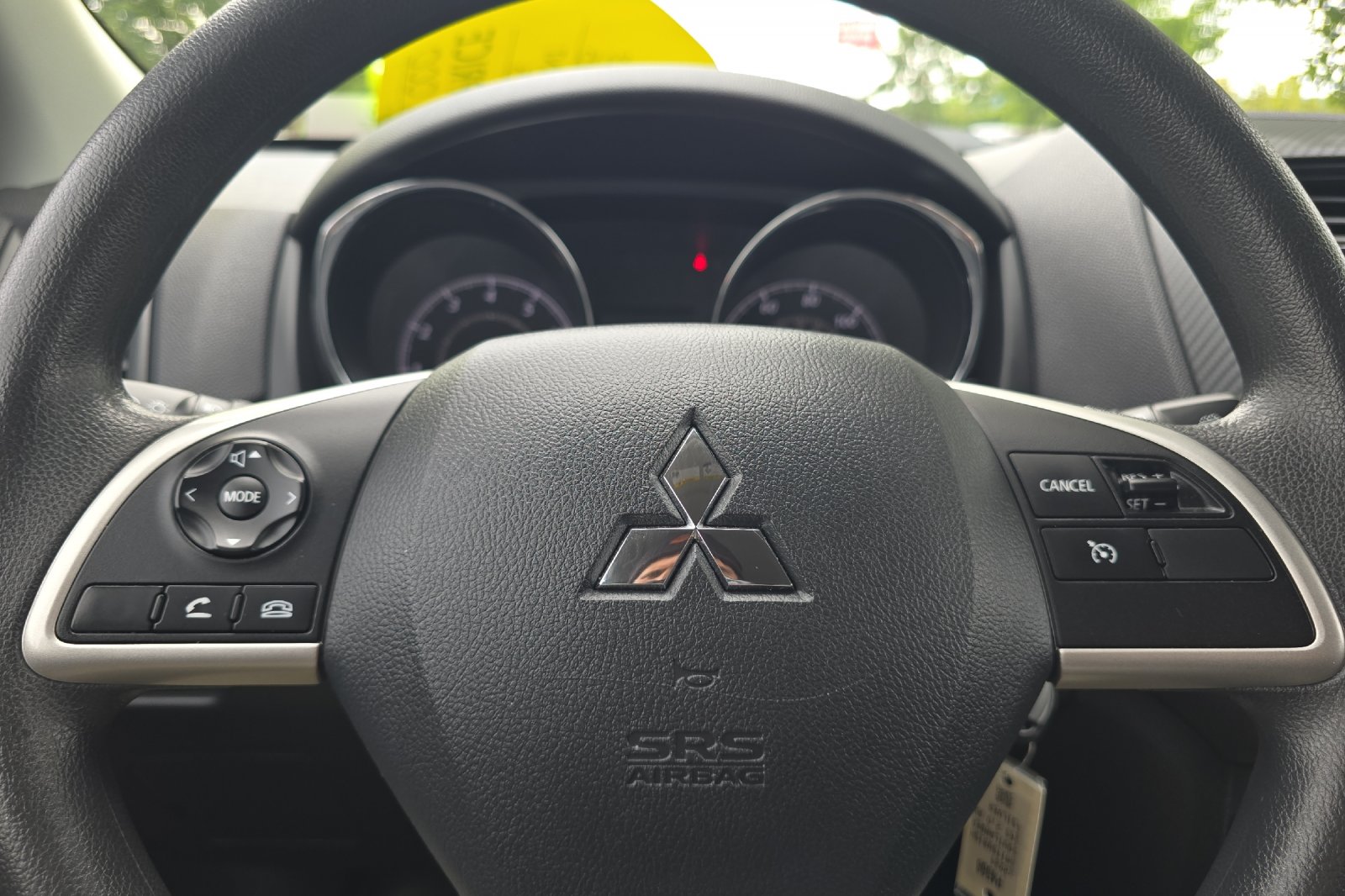 Used 2024 Alloy Silver Metallic Mitsubishi 2.0 ES image 22