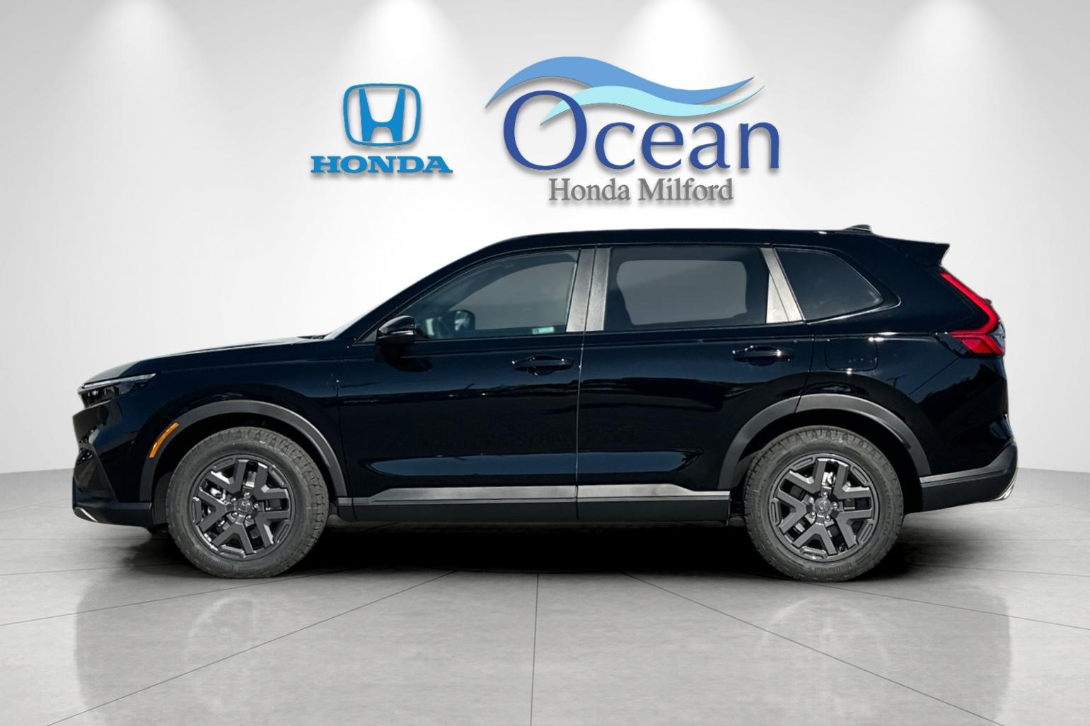 New 2026 Crystal Black Pearl Honda AWD TrailSport Hybrid image 2