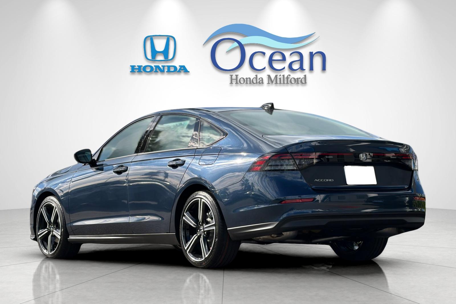 New 2026 Canyon River Blue Metallic Honda SE image 3