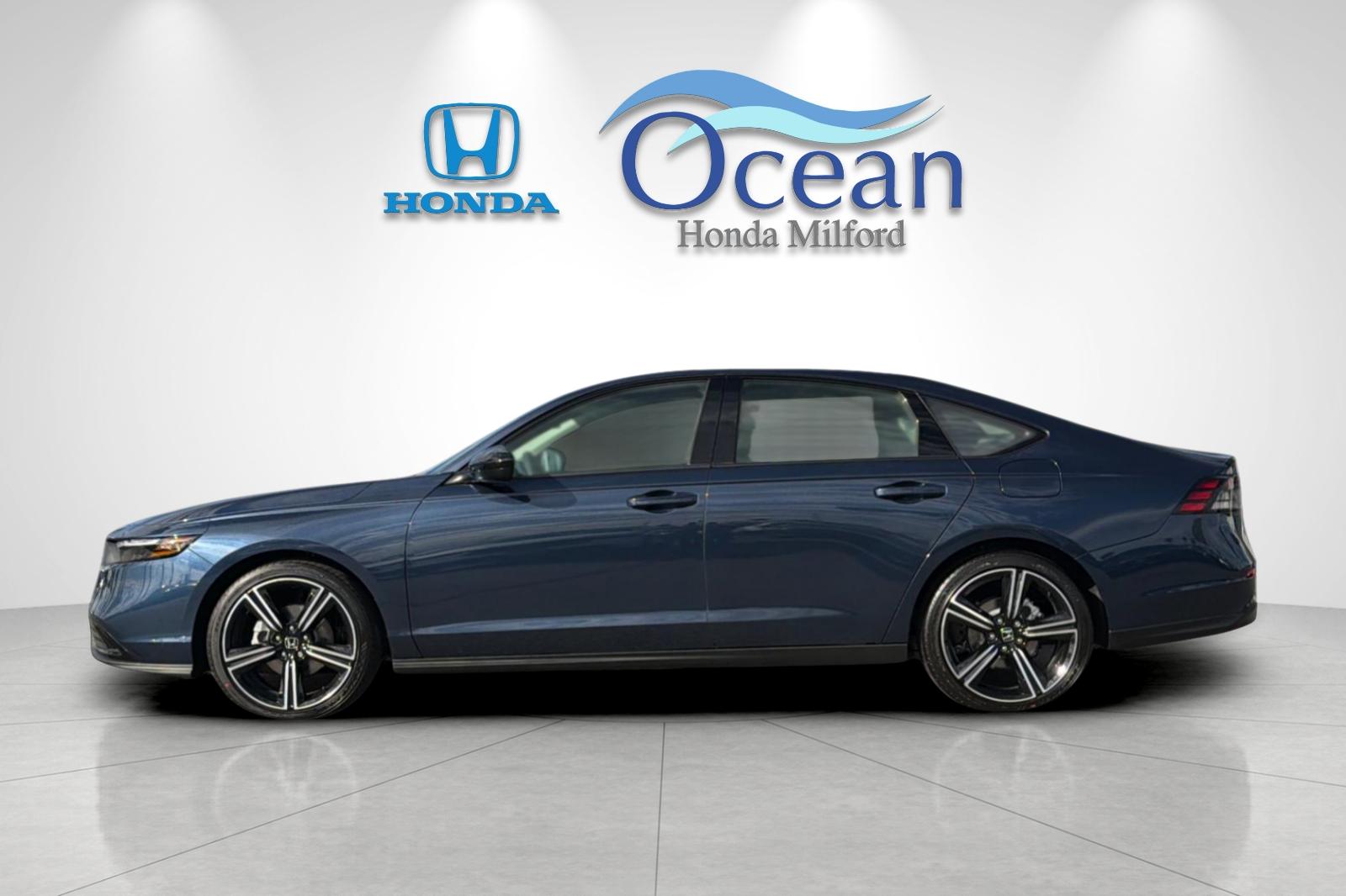 New 2026 Canyon River Blue Metallic Honda SE image 2
