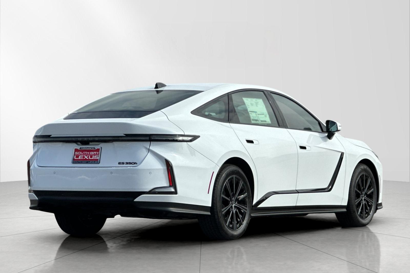 New 2026 Ultra White Lexus ES 350h PREMIUM image 6