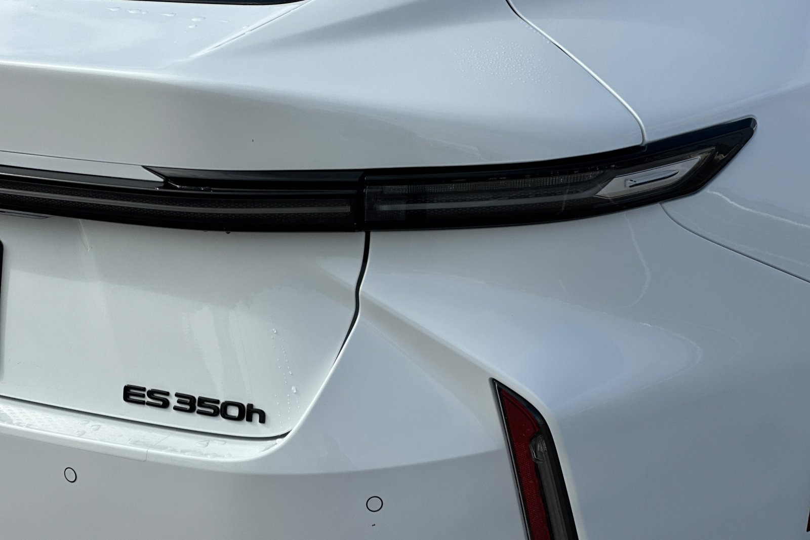 New 2026 Ultra White Lexus ES 350h PREMIUM image 25