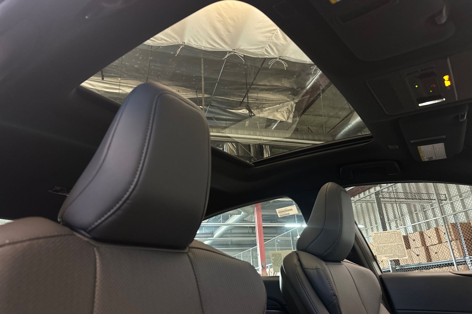 New 2026 Ultra White Lexus ES 350h PREMIUM image 16