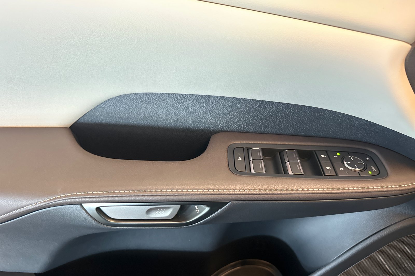 New 2026 Caviar Lexus  350 PREMIUM+ image 11
