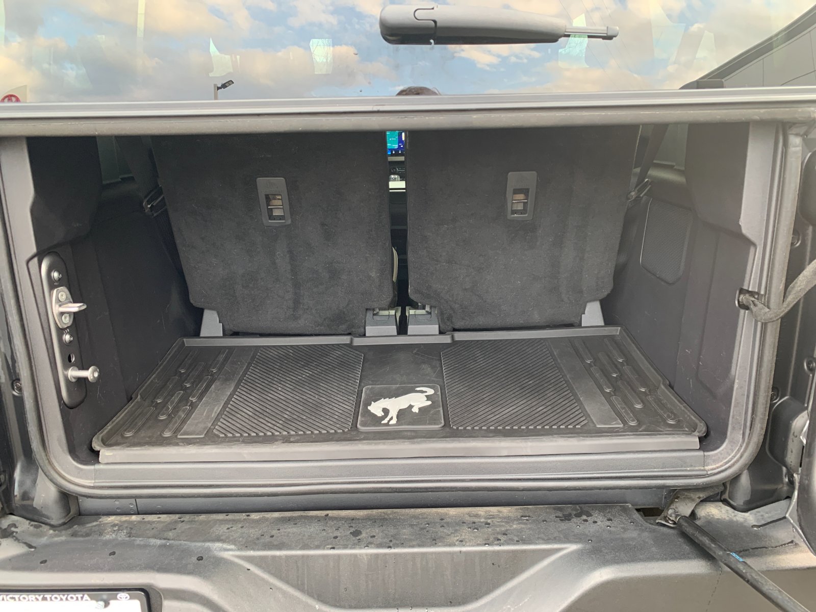 Used 2022 Gray Ford Wildtrak image 18