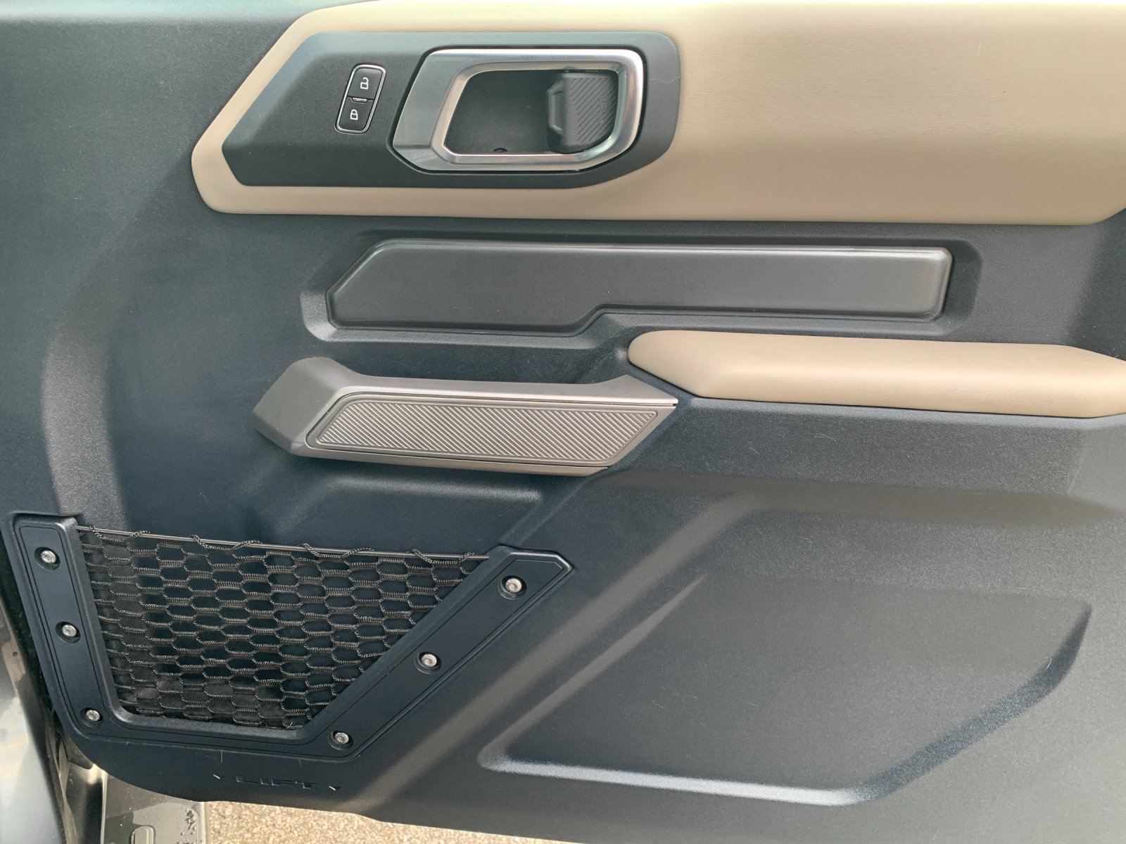 Used 2022 Gray Ford Wildtrak image 20